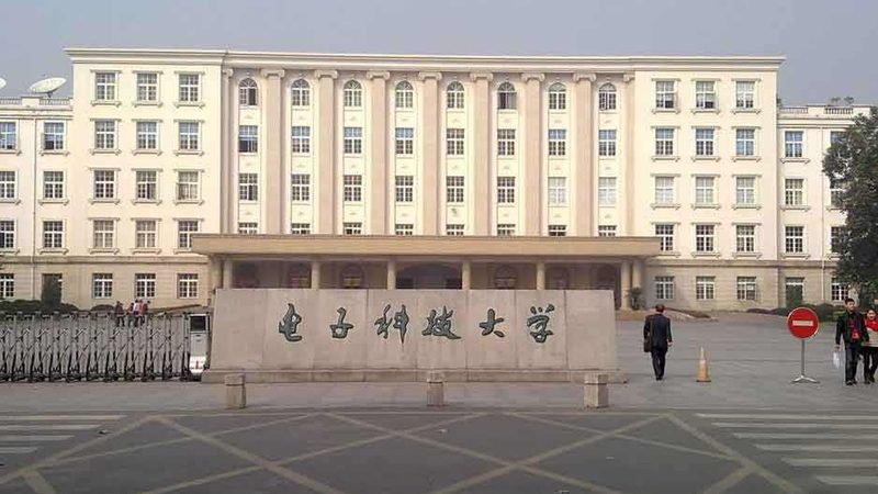 废旧电子元器件回收，如何选择排名靠前的公司？**